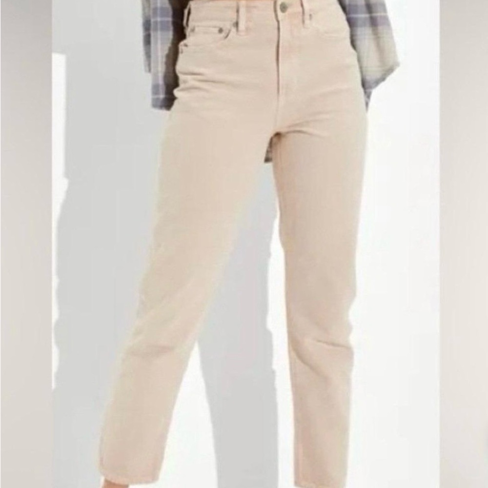 American Eagle Outfitters Mom Strait Tan Cropped Jeans. Sz 12